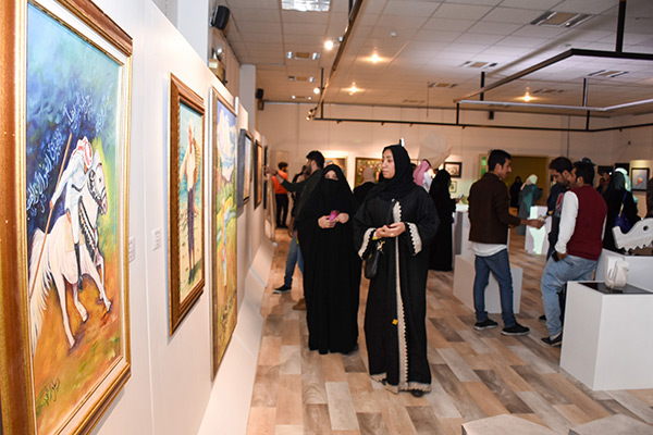معرض للتشكيلية أزهار سعيد المدلوح